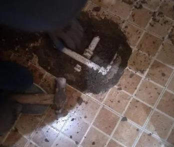 南阳卫生间漏水维修公司为您分享下卫生间渗水如何处理及注意事项